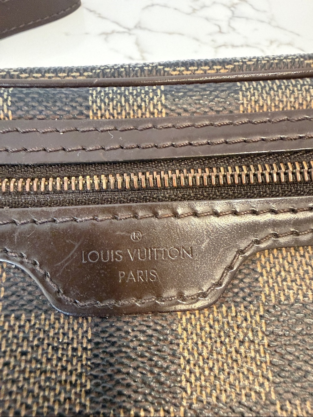 Louis Vuitton Damier Ebene Clutch - Picture 10 of 10